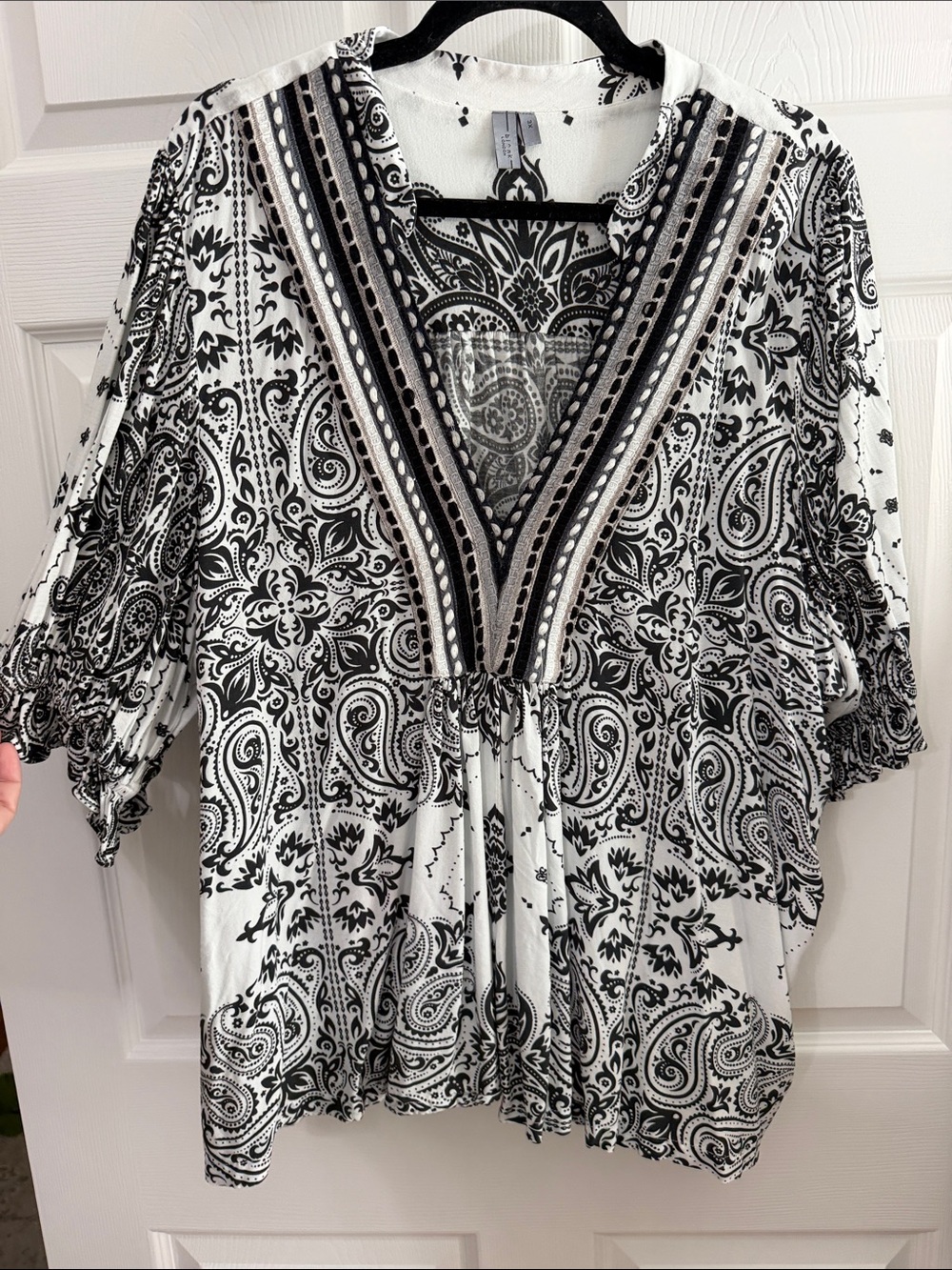 Blank London Stephanie V-Neck Peasant Blouse - Black & White Womens 3x
